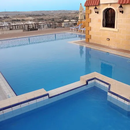 Hotel Soreda Qawra