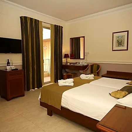 Soreda Hotel 4*