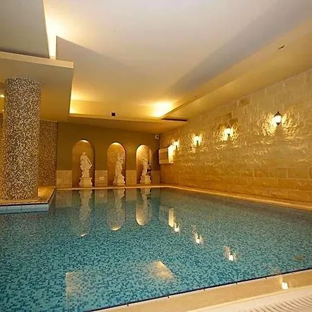 Soreda Hotel 4*